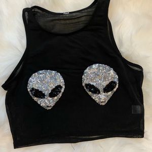 Crop top • aliens